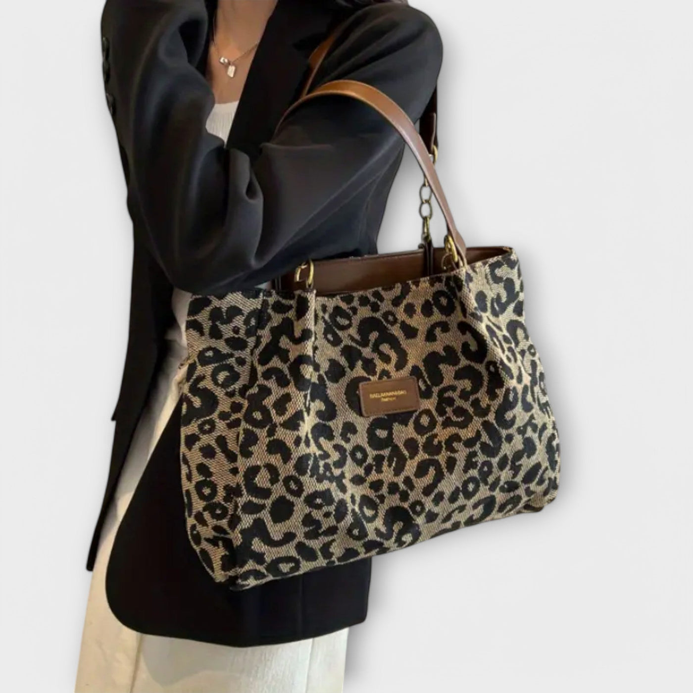Maison Claire - Leopard Canvas Tote