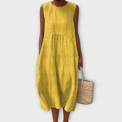 Evelyn - Breezy Sleeveless Midi Dress