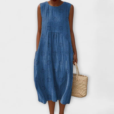 Evelyn - Breezy Sleeveless Midi Dress
