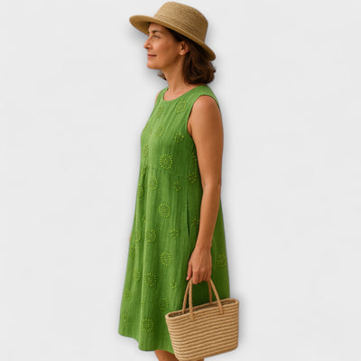 Evelyn - Breezy Sleeveless Midi Dress