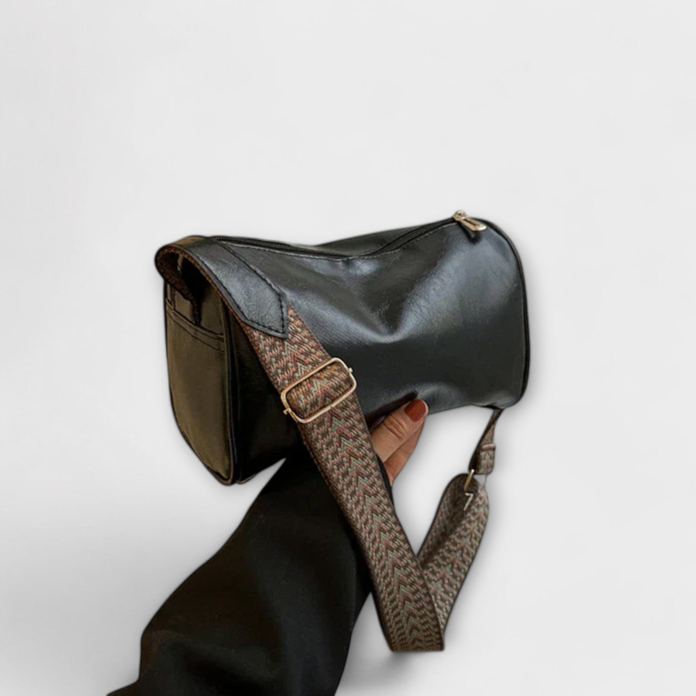 Maison Claire - Vintage Crossbody Bag