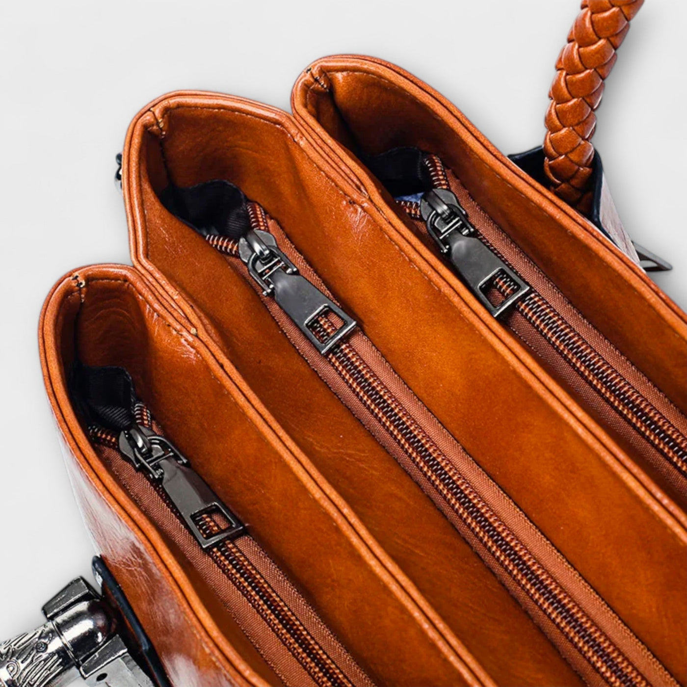 Maison Claire - Elegant Duffel Bag