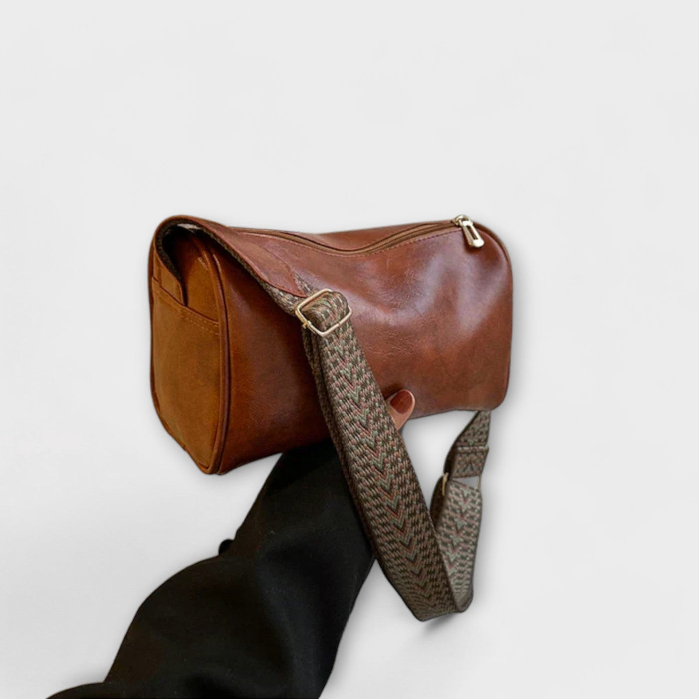 Maison Claire - Vintage Crossbody Bag