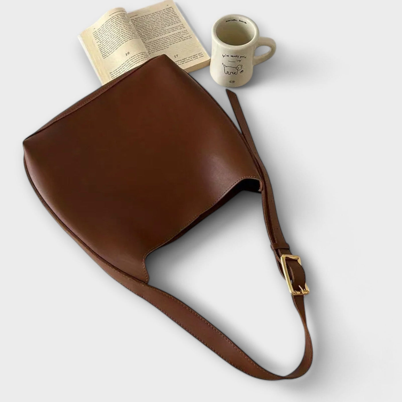 Maison Claire – Elegant Leather Shoulder Bag